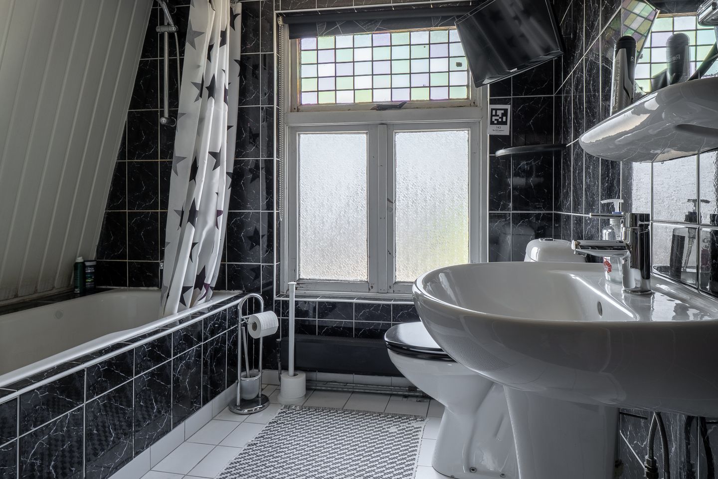 Foto 19 van Hazelaarweg 6