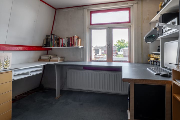 Foto 25 van Hazelaarweg 6