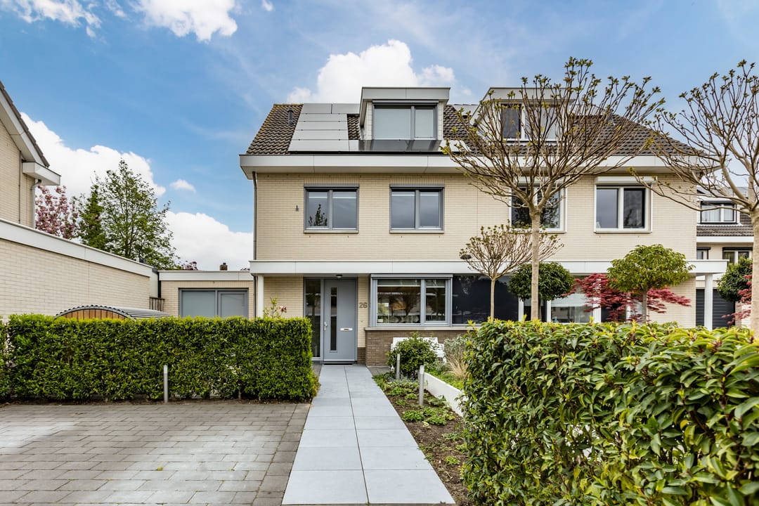 Foto 1 van Hof van Steenbergen 26