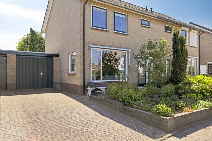 Foto 29 van Meester Nijhoffstraat 30