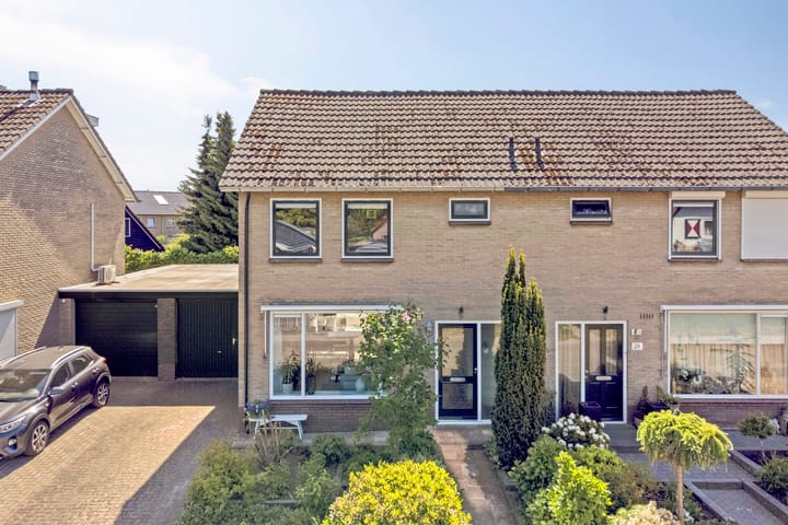 Foto 33 van Meester Nijhoffstraat 30