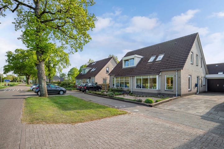 Foto 2 van Ericaweg 14