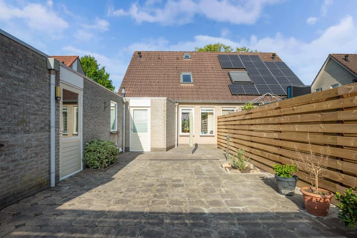 Foto 37 van Ericaweg 14