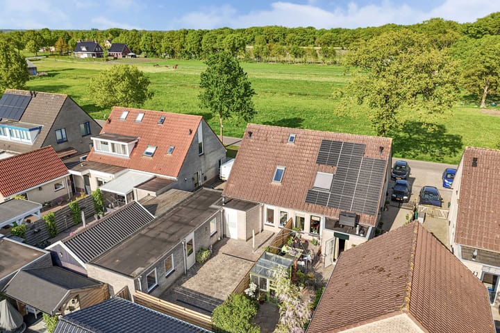 Foto 48 van Ericaweg 14