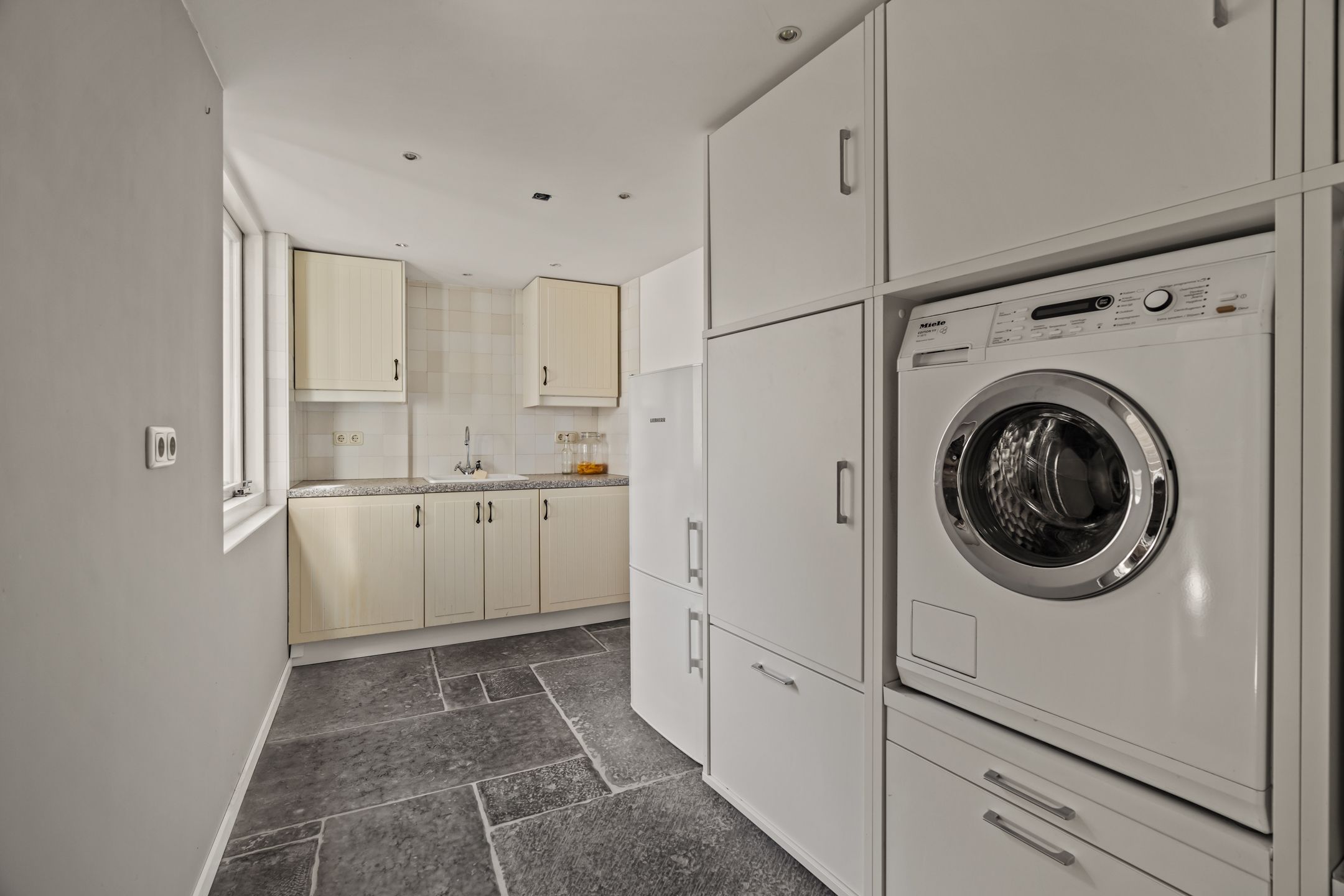 Foto 18 van Piet Heinplein 1