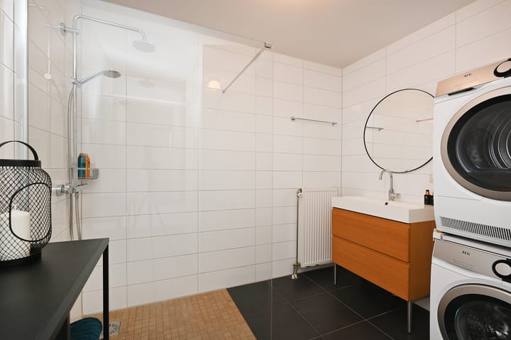 Foto 35 van Heinsiushof 17