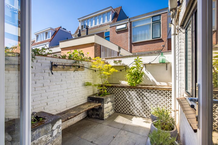 Foto 4 van Riouwstraat 13