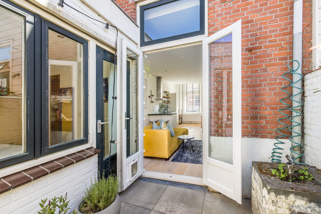 Foto 17 van Riouwstraat 13