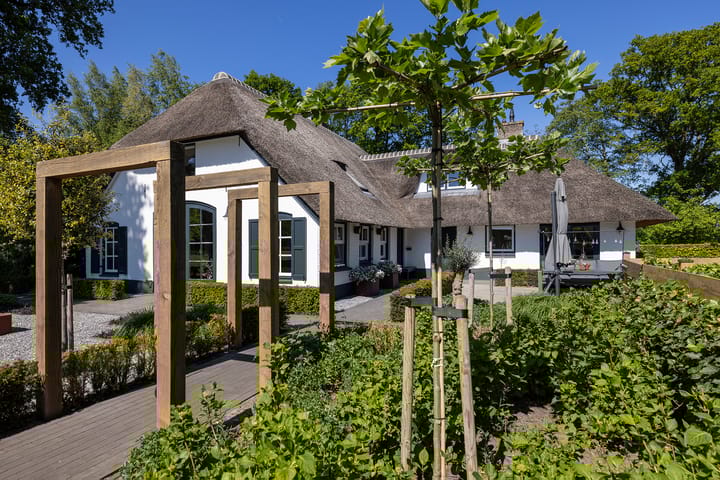 Photo 2 of Beekweg 85