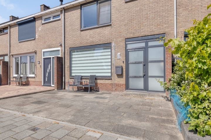 Foto 2 van Roozenburglaan 147