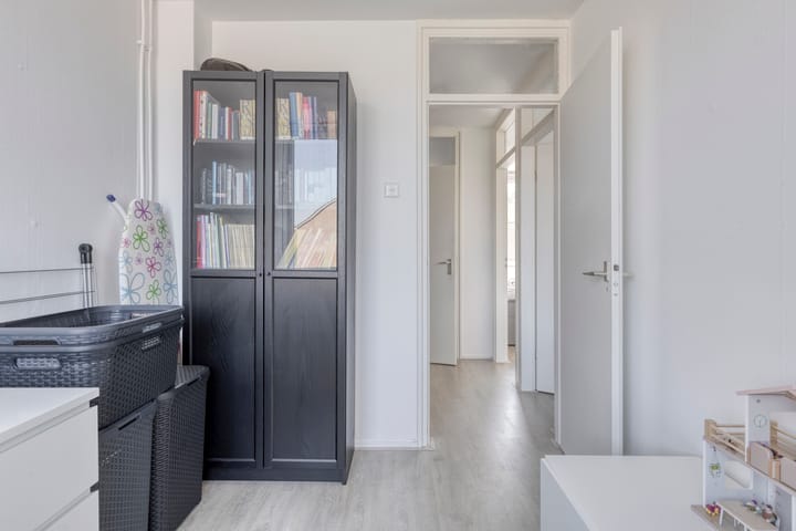 Photo 23 of Roozenburglaan 147