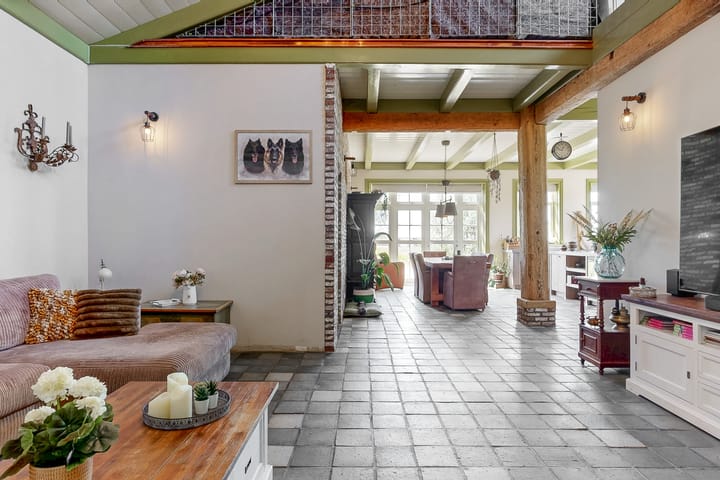 Foto 12 van De Burg 1