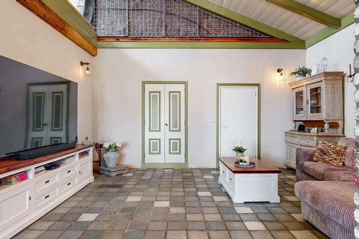 Foto 15 van De Burg 1