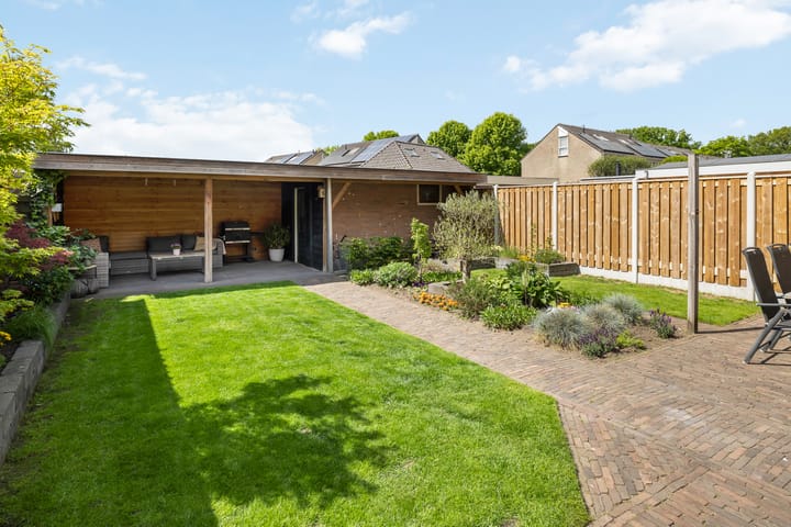 Photo 3 of Helmichstraat 26