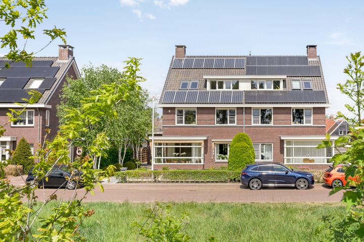 Foto 6 van Nazareth 10