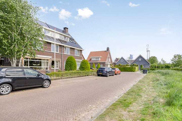 Foto 7 van Nazareth 10