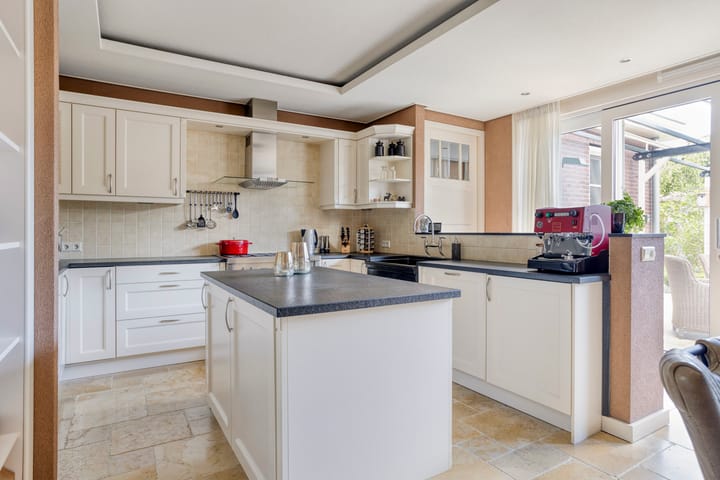 Foto 21 van Nazareth 10