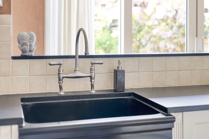 Foto 24 van Nazareth 10