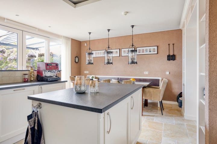 Foto 26 van Nazareth 10