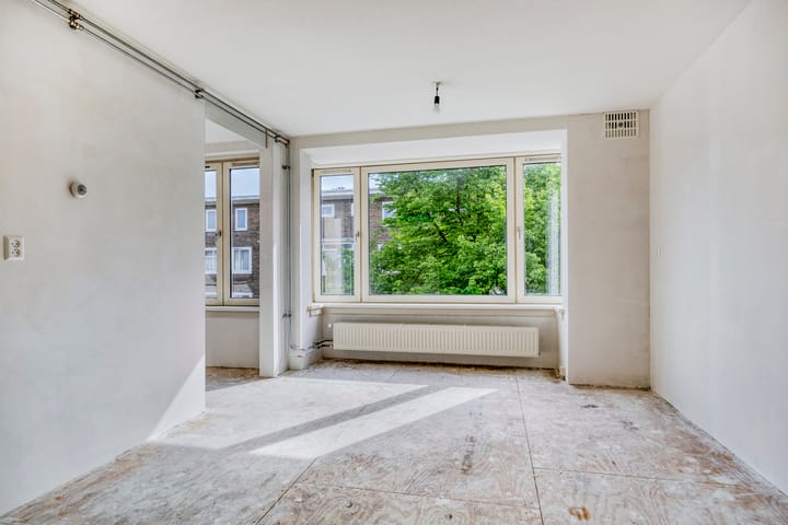 Foto 2 van Esmoreitstraat 27-3