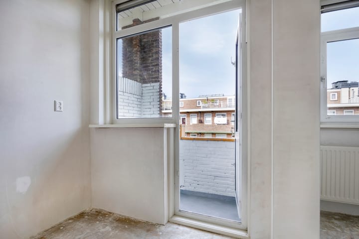 Foto 7 van Esmoreitstraat 27-3