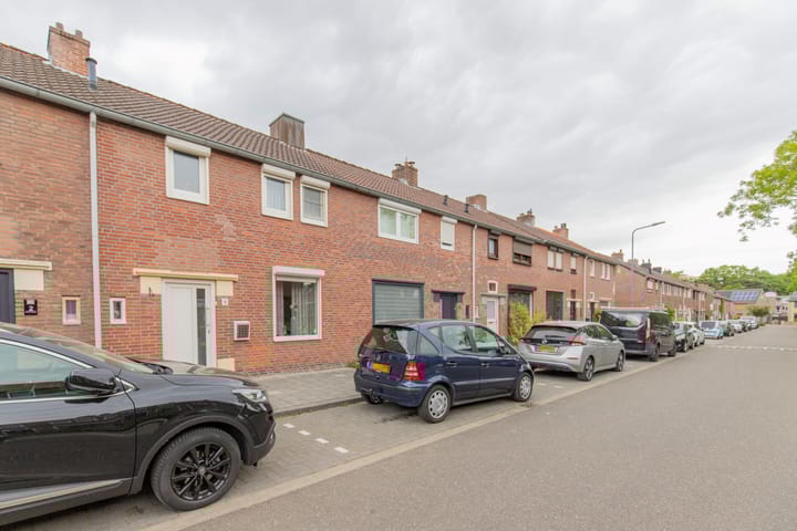 Foto 2 van Henri Jonasstraat 4