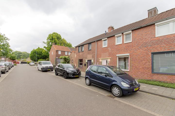 Foto 3 van Henri Jonasstraat 4