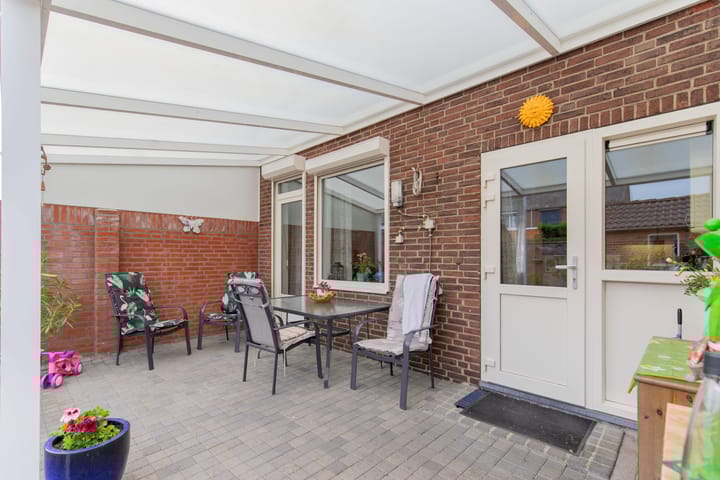 Photo 14 of Henri Jonasstraat 4