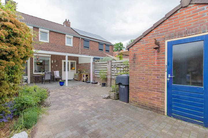 Photo 15 of Henri Jonasstraat 4