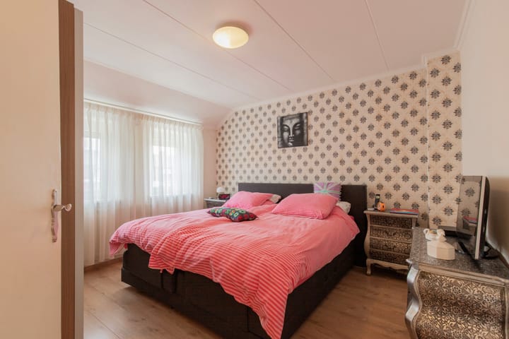 Photo 20 of Henri Jonasstraat 4