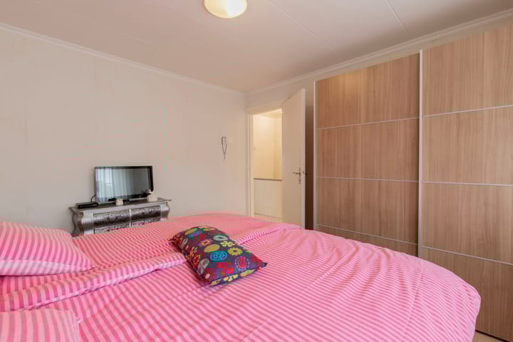 Photo 21 of Henri Jonasstraat 4