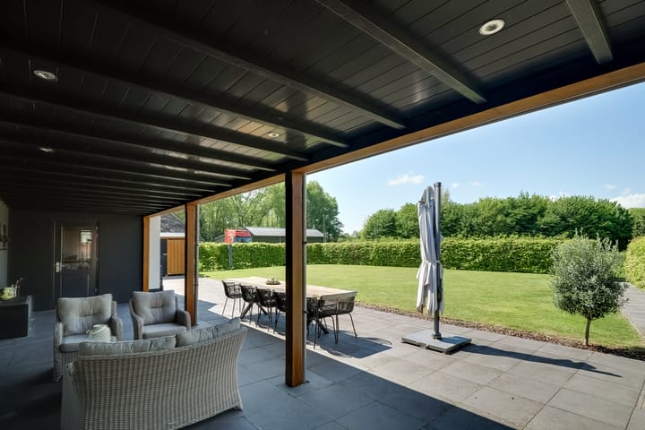 Foto 6 van Middelweg 2