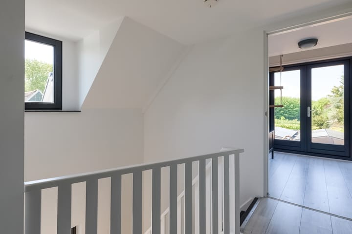 Foto 35 van Middelweg 2