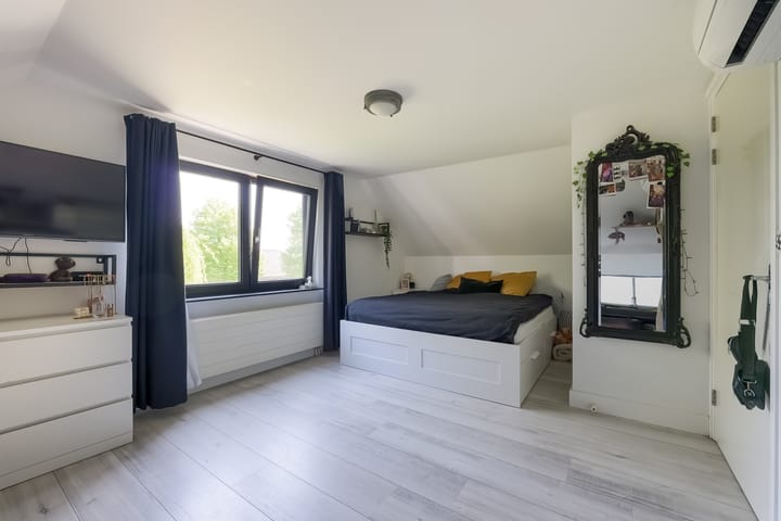 Foto 42 van Middelweg 2