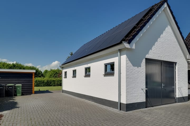 Foto 47 van Middelweg 2