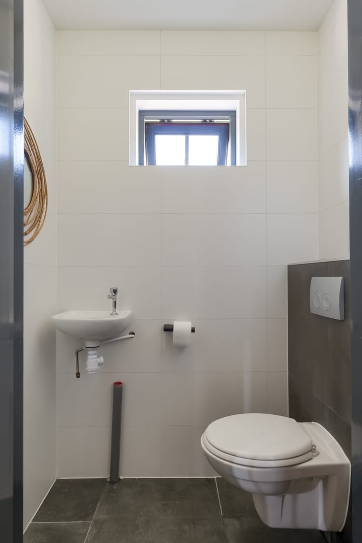 Foto 50 van Middelweg 2