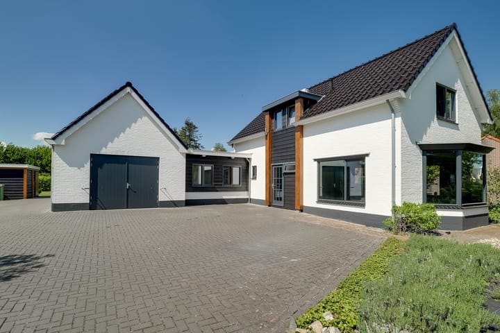 Foto 69 van Middelweg 2