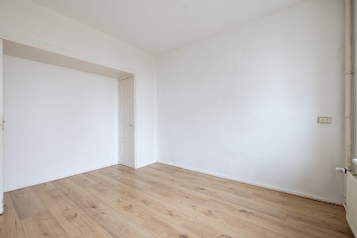 Foto 8 van Herman Robbersstraat 102-B