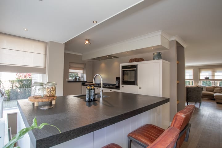 Photo 32 of Weefkamer 24