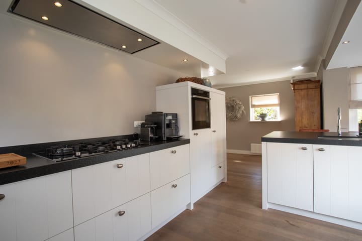 Photo 38 of Weefkamer 24