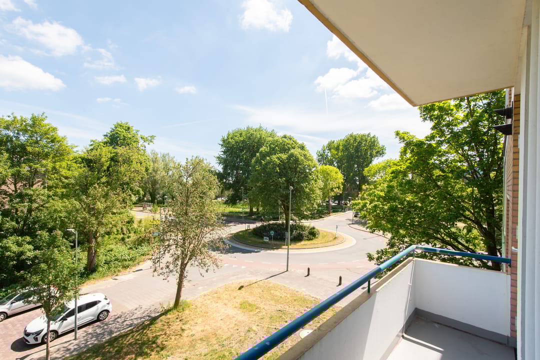 Photo 2 of Van Ostadelaan 10