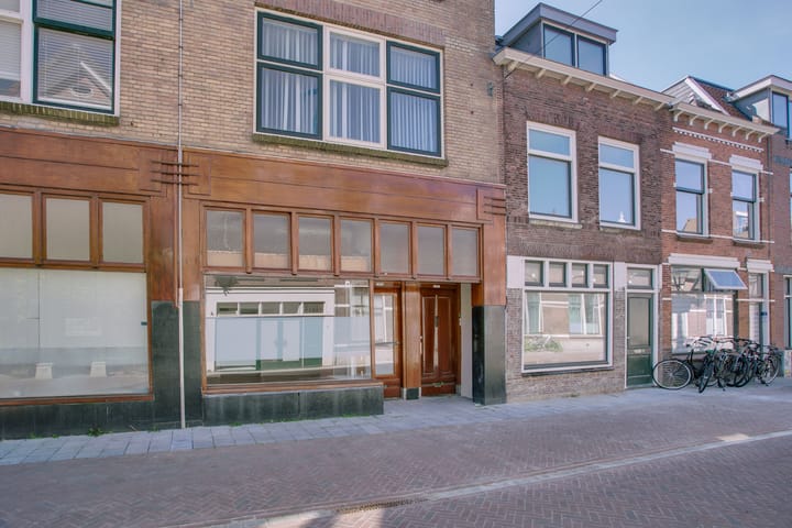 Photo 3 of Haarlemmerstraat 307