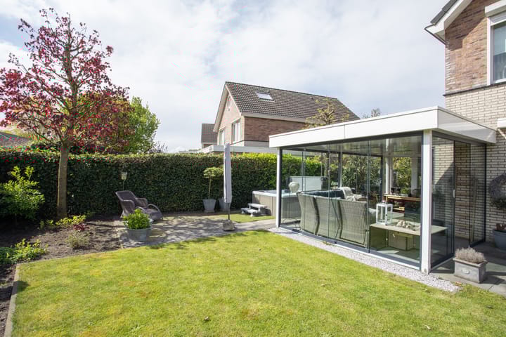 Photo 74 of Weefkamer 24