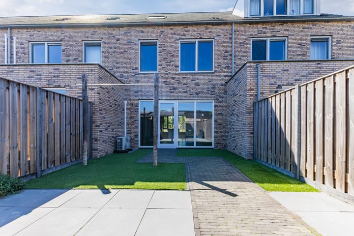 Foto 34 van Harrie van Gestelstraat 13