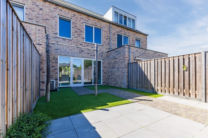 Foto 35 van Harrie van Gestelstraat 13