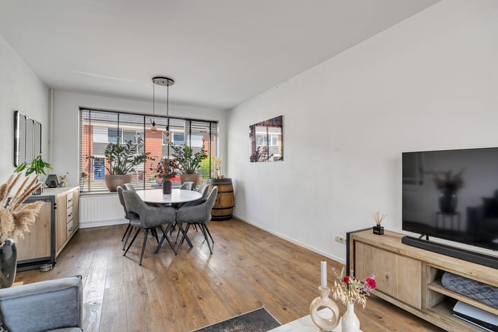 Foto 8 van Klompskamp 30