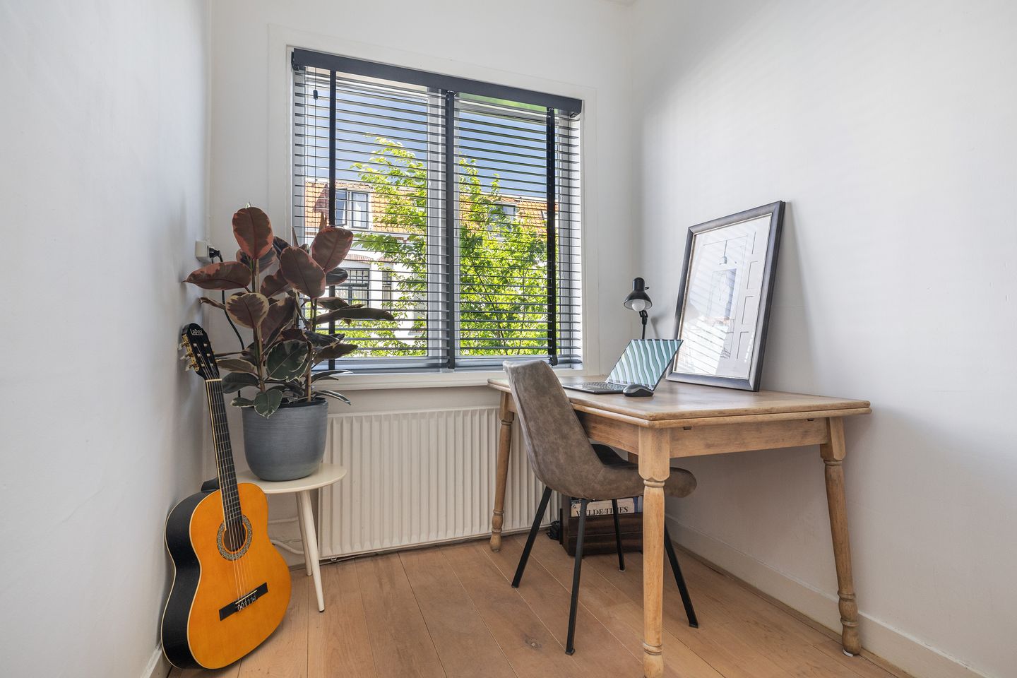 Photo 19 of Pieter Saenredamstraat 11-BS