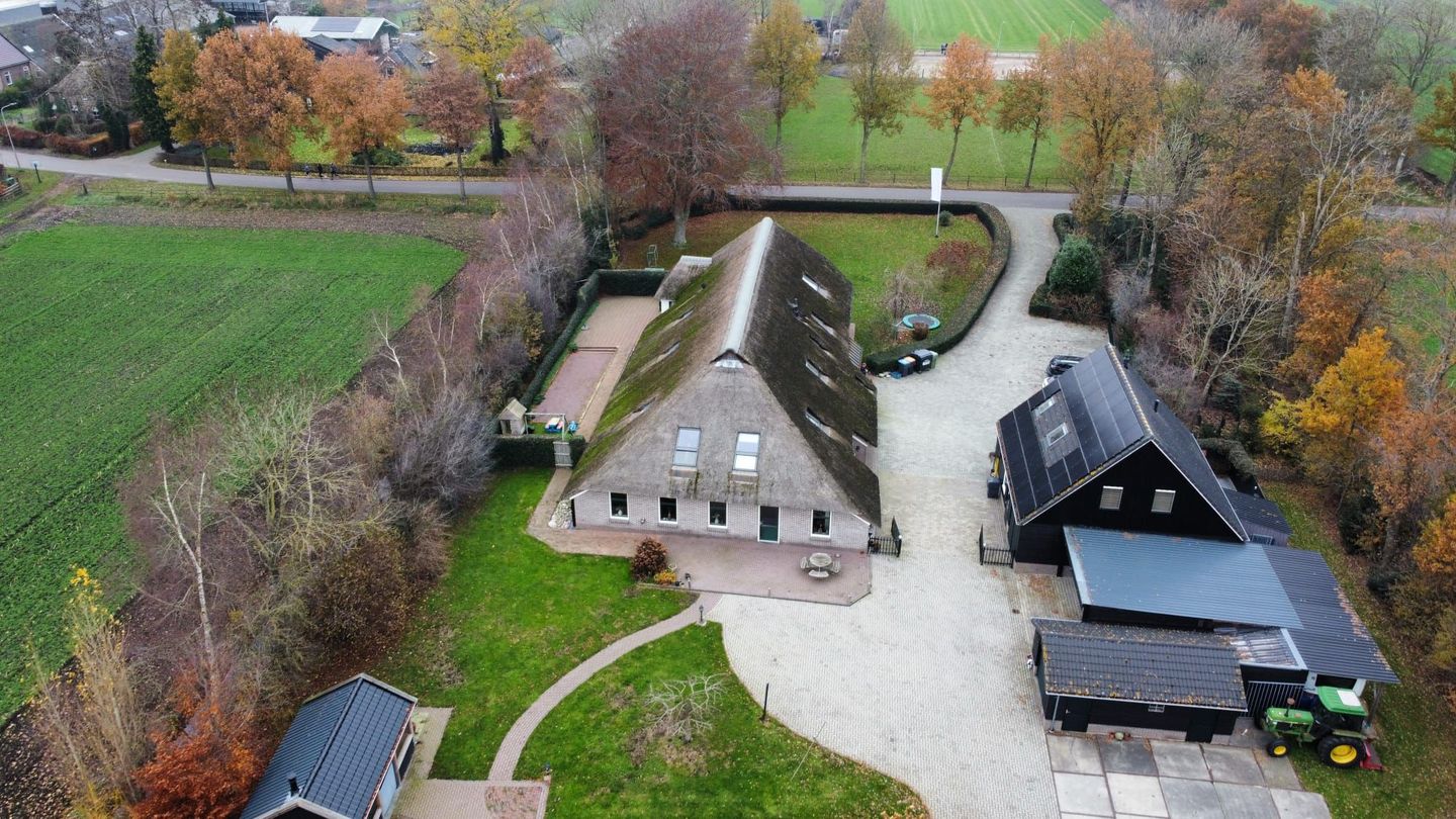 Bekijk foto 4 van Nijeveense Bovenboer 12