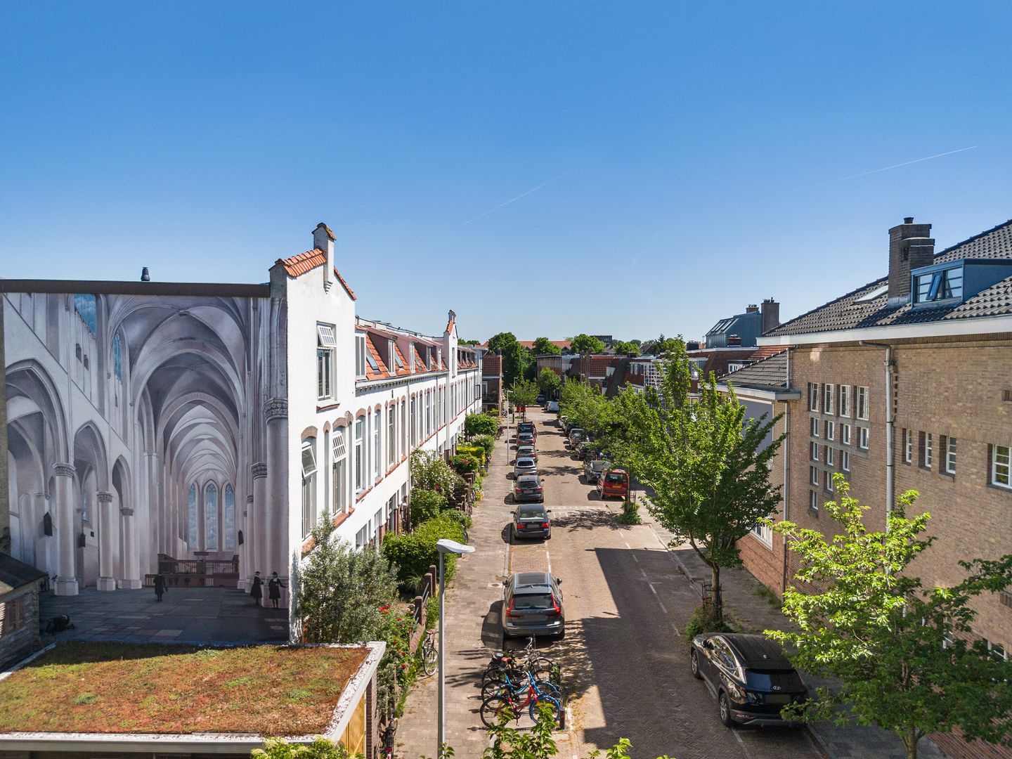 Photo 35 of Pieter Saenredamstraat 11-BS