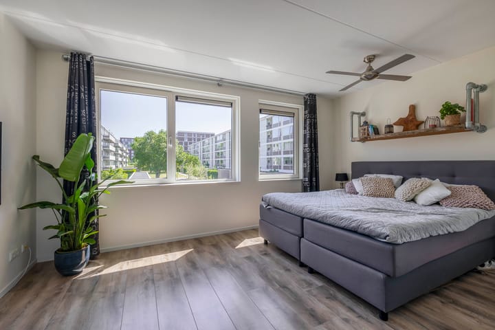 Foto 33 van Bernadottelaan 222